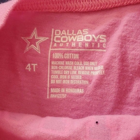 Great used condition Dallas Cowboys T - Picture 2 of 2